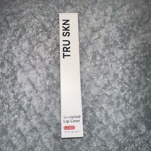 TRU SKN Sculpted Lip Liner